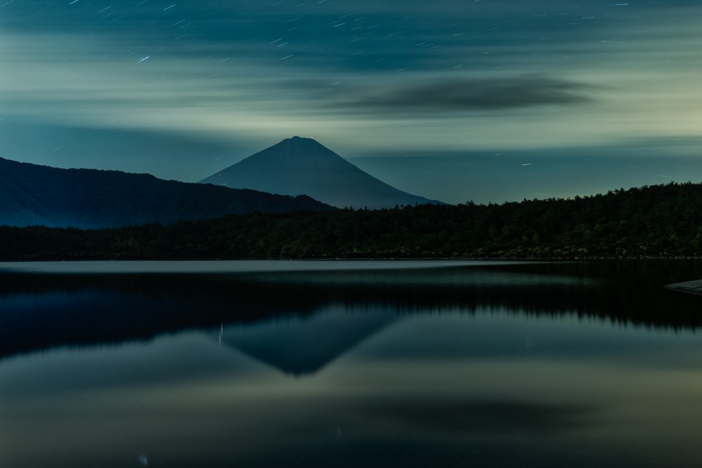 Yuga Kurita Fuji reflected in Lake Saiko_9E49189